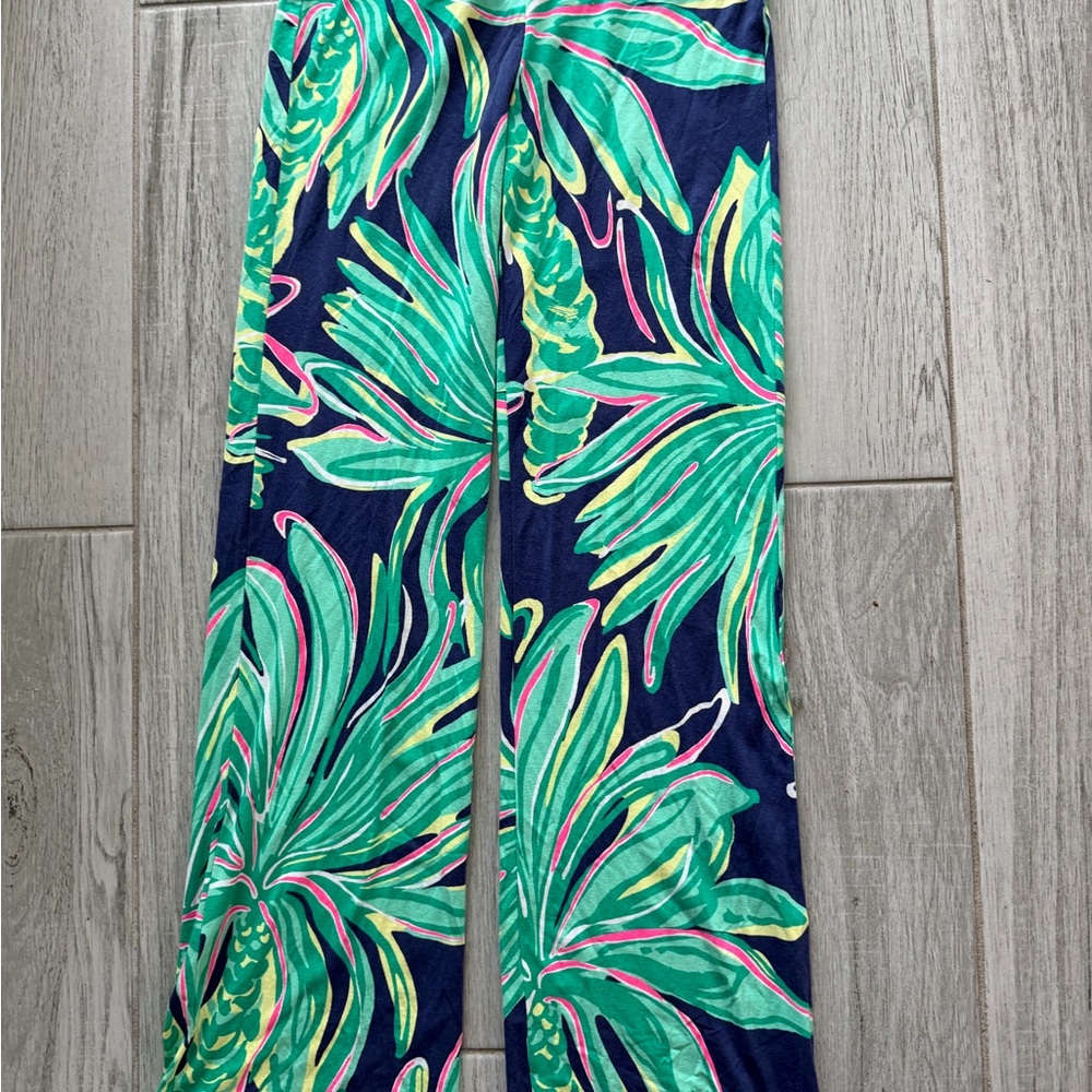Lilly Pulitzer Navy and Green Tropical Print Pants
